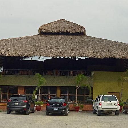 Hotel Las Yakas Tanchachín Exteriér fotografie